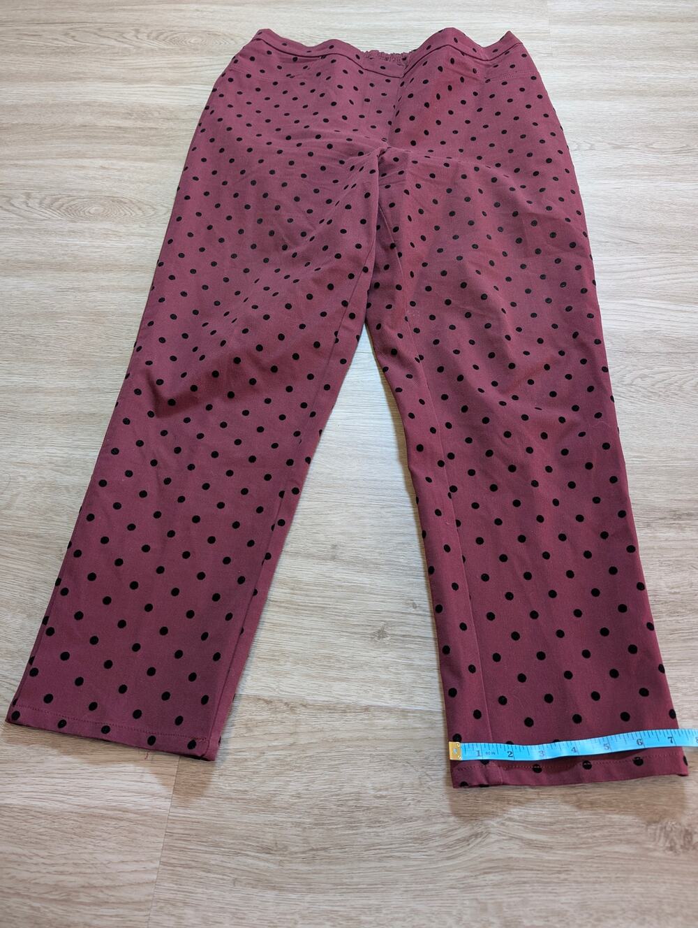 Isaac Mizrahi Live Womens 12 Burgundy Polka Dot Pull On Stretch Straight Pants